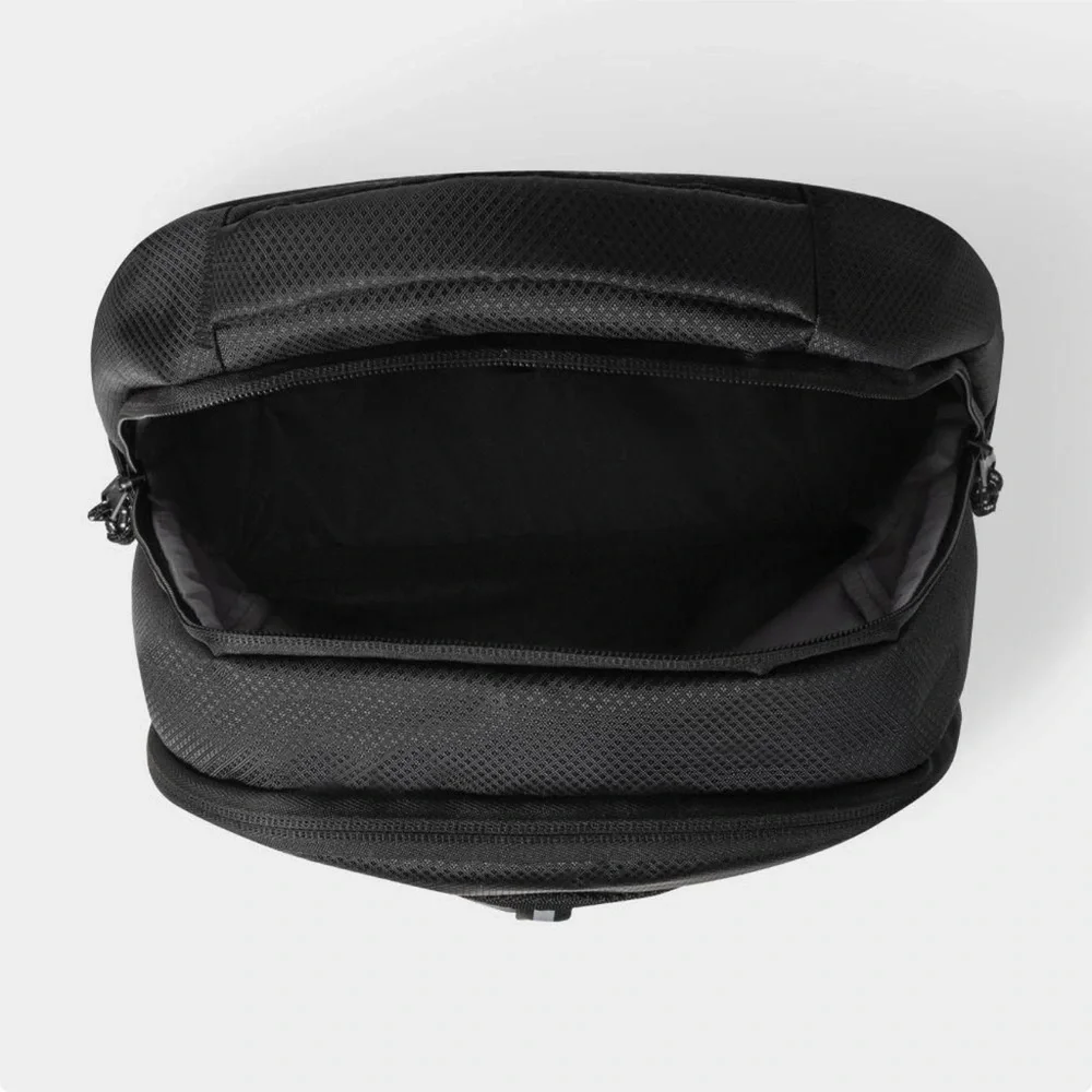 Champion sleek black